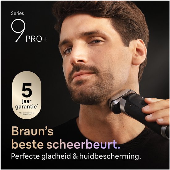 Homme barbu se rasant le cou avec le rasoir Braun Series 9 PRO+. Garantie 5 ans. Le meilleur rasage de Braun.