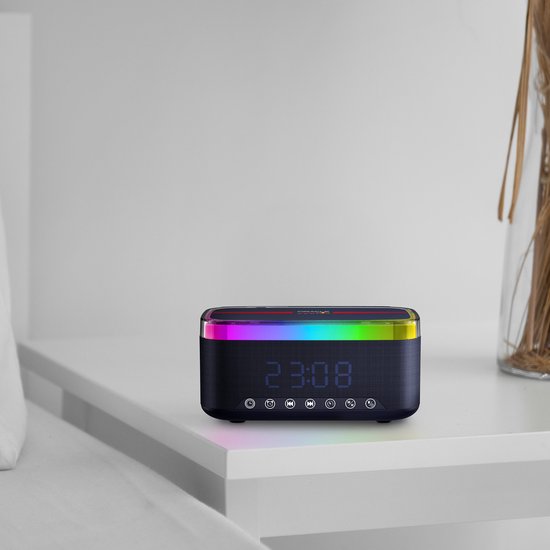 Radio-réveil Oracle Red Bull Racing - Wekker numérique avec chargement sans fil - Haut-parleur Bluetooth - Siècle des Lumières LED Multi - Puissance maximale 30 W - TWS (RB-SK300)
