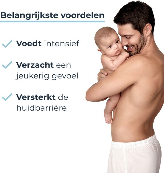Man met baby, voedt intensief, verzacht jeukerig gevoel, versterkt huidbarrière.