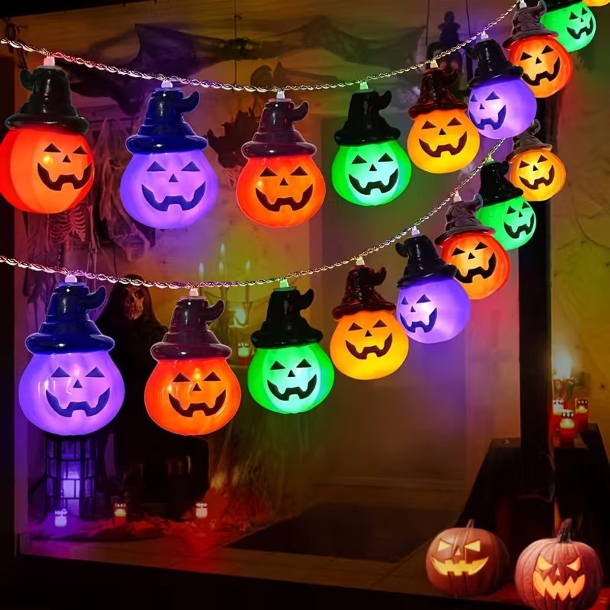 K&R Ventures® Halloween Pompoen Lichtslinger – 200 cm – 10 LED’s – Multikleur Verlichting – Batterij gevoed – Herbruikbare Halloween Decoratie – Pompoen Sfeerverlichting voor Binnen – Batterijen niet inbegrepen