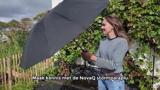 NovaQ Stormparaplu Opvouwbaar met Beschermhoes - Zwart - Grote Paraplu 110 CM - Automatisch Uitklapbaar - Windproof tot 100 KM P/U
