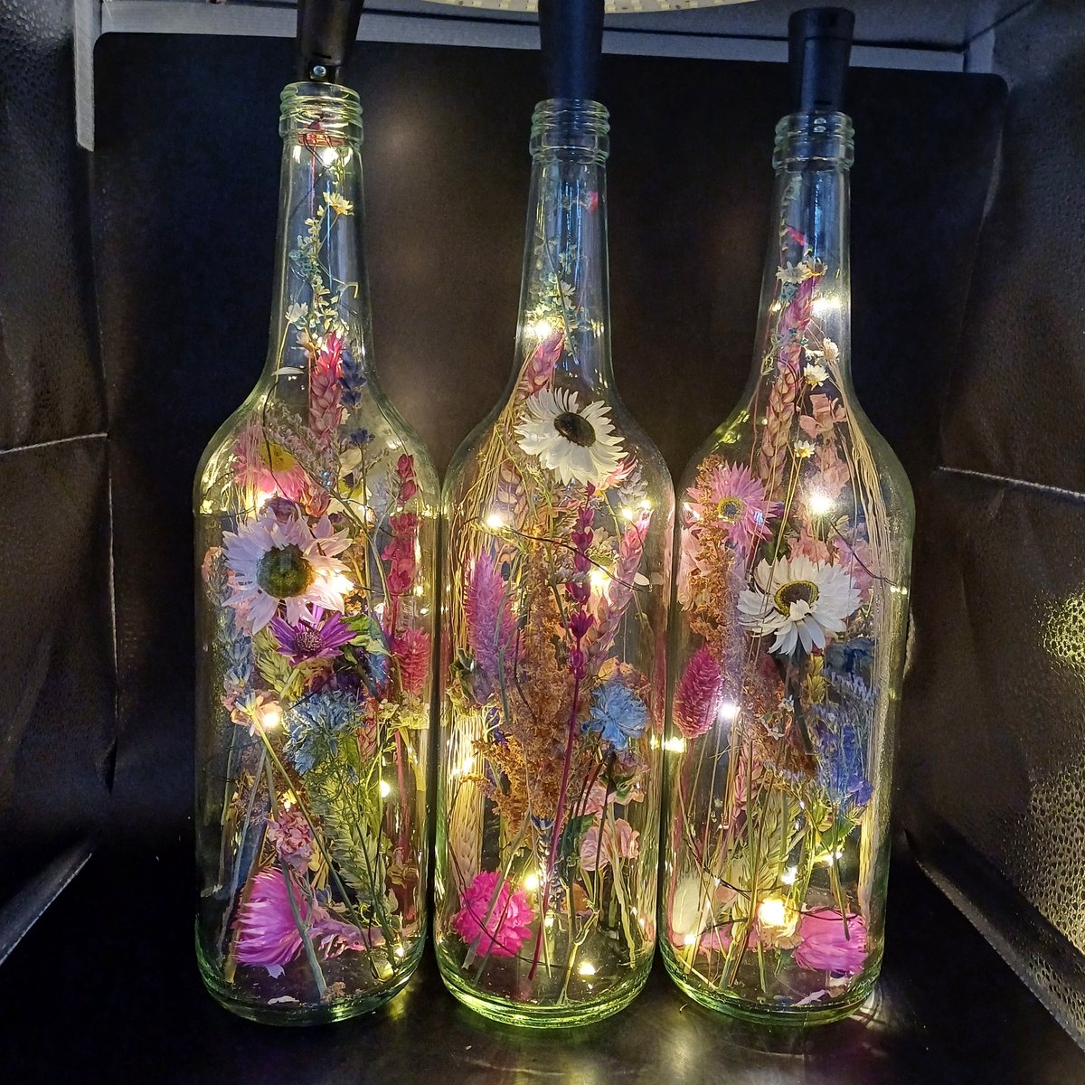 Set van 3 Magische LED Flessen met Droogbloemen – Sfeerverlichting Decoratie – Woonaccessoire & Cadeau