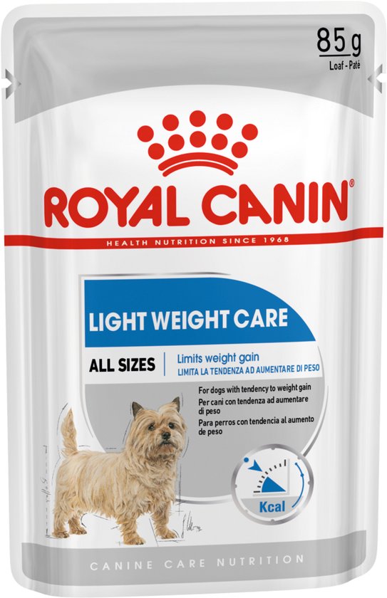 Verpakking Royal Canin Light Weight Care 85g natvoer met een Cairn Terrier.