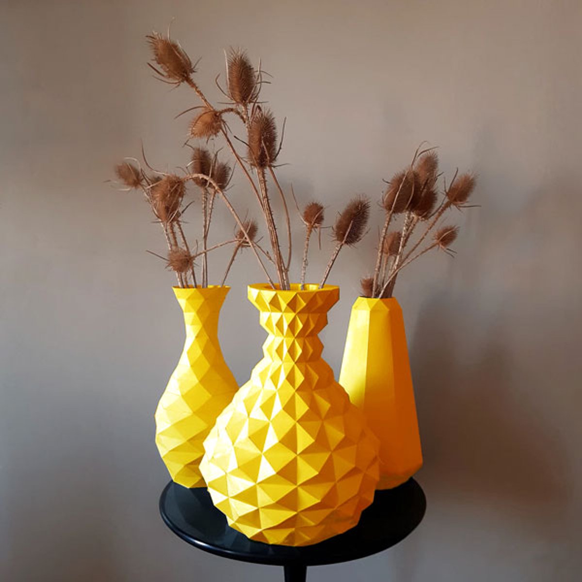 3D Papercraft Kit Vazen – Compleet knutselpakket met snijmat, liniaal, vouwbeen, mesje – set van 3 – Geel