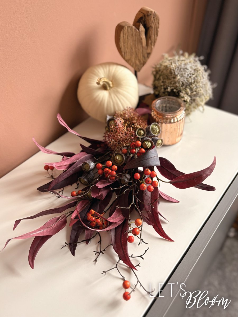 Zijden bloemen toef | Zijden boeket | Herfst | Rood | Oranje | Kunst bloemen | decoratie tak | Kunst tak | Zijden bloemen | Let's Bloøm |