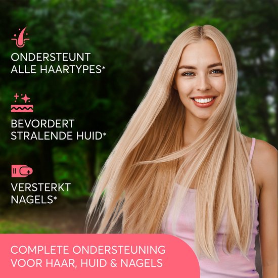Blonde vrouw met lang, golvend haar, lacht en kijkt naar de camera. Links de tekst 'Ondersteunt alle haartypes', 'Bevordert stralende huid', 'Versterkt nagels'.