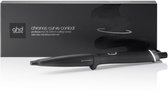 Ghd Chronos Curve Conical, een zwarte conische krultang, naast de verpakking met tekst 'quick, easy, long-lasting tousled curls'.