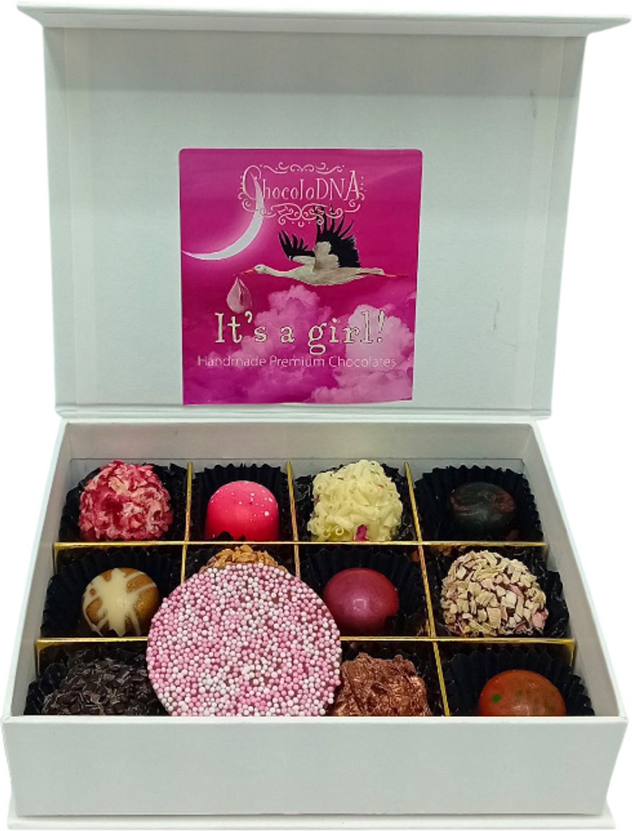 Geboortebox Klein 12 It's a Girl luxe chocolade Truffels & Pralines: Geboortebox_Geboortecadeau_Kraamcadeau_Cadeau Baby_Handgemaakte chocolade geboorte cadeau_Chocoladetruffels_Bonbons_Geschenkdoos_Moeder_Vegatarisch_Baby Love