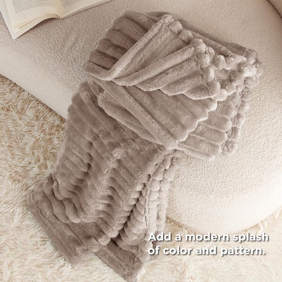PHF Katoenen mousseline deken, 220 x 240 cm, huidvriendelijke en ademende sprei, het hele jaar door comfort, witte bankovertrek, bankdeken voor bed, bank, wit