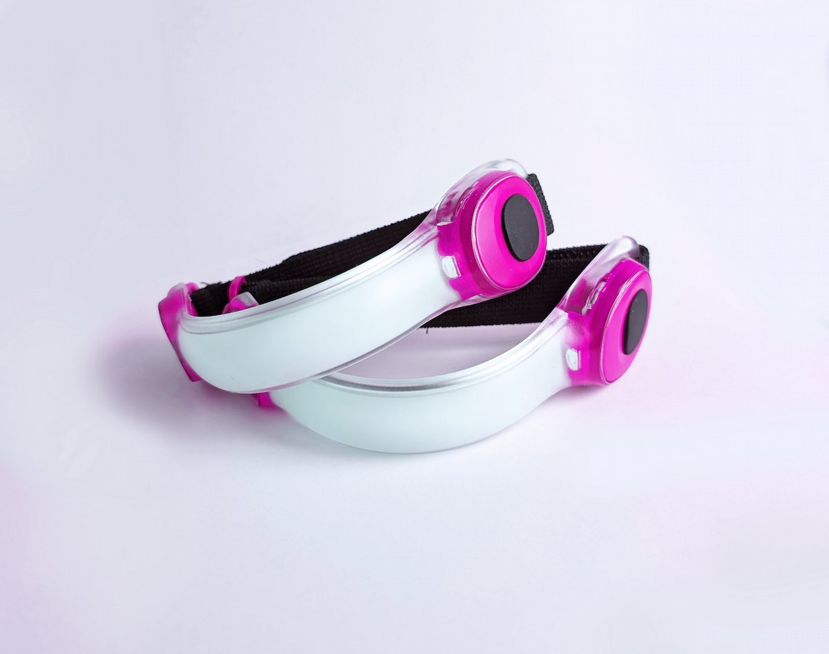 Led armband hardloopverlichting - Set 2 stuks Hardlooplampjes incl. batterij - arm LED verlichting - Kleur: Roze