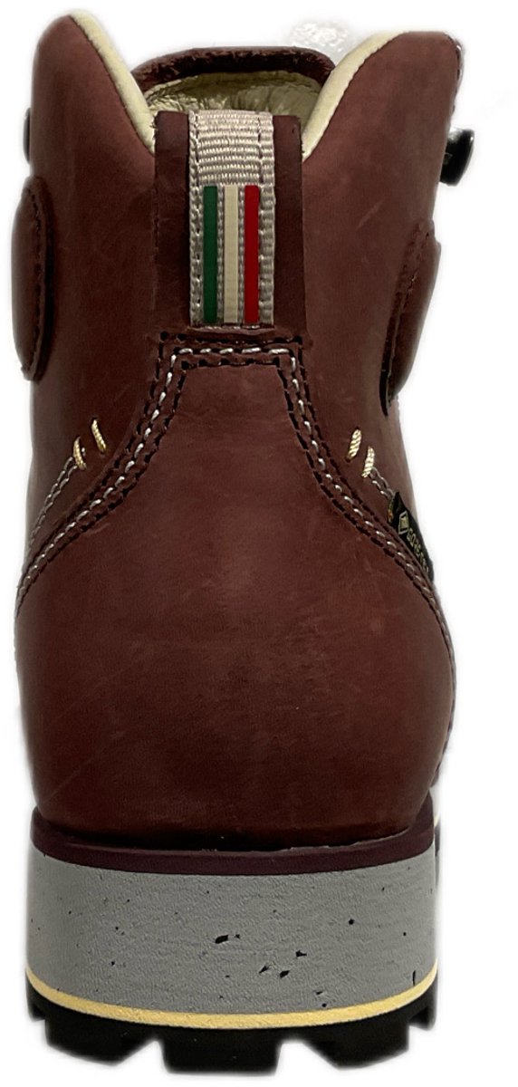 Dolomite 292533 1665 Rosewood Rood