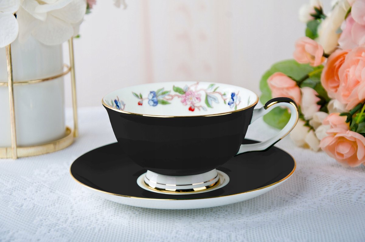 Porseleinen Koffiekop met Schotel, Zwart met Bloemendecor, 200ml
