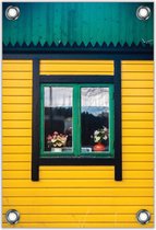 Tuinposter –Geel Huisje met Raam– 80x120cm Foto op Tuinposter (wanddecoratie voor buiten en binnen)