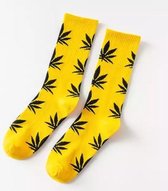 Wietsokken - Cannabissokken - Wiet - Cannabis - geel-zwart - Unisex sokken - Maat 36-45