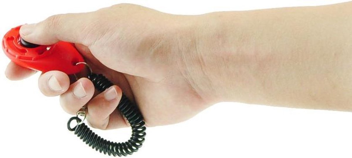 4 Best Dog Training Clickers (We Tested 11 So You Don't Have To