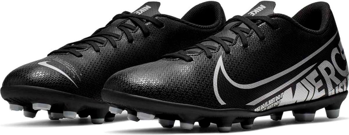 Nike Mercurial Vapor 13 Club MG  Sportschoenen - Maat 42.5 - Mannen - Zwart/grijs - Nike