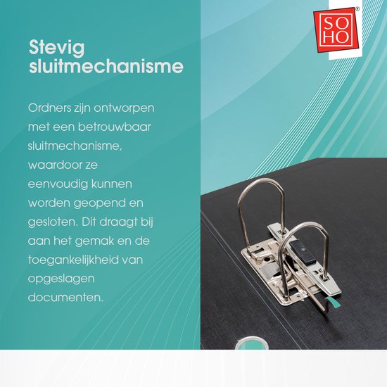 Zwarte ordner met een stevig sluitmechanisme en metalen ringen.