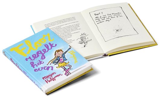 Boek 'Floor regelt het even' met een illustratie van Floor op de kaft, en een openstaand boek.