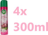 Voordeelverpakking 4 X Airwick Luchtverfrisser Spray 300 ml Magnolia & Cherry Blossom (6142)