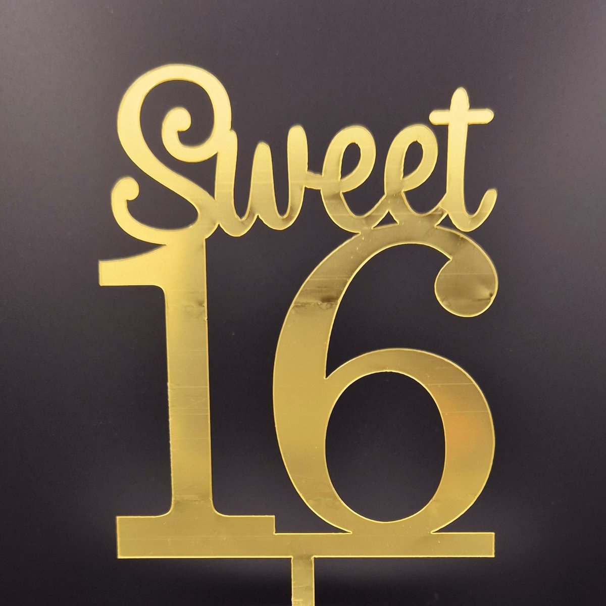 Taartdecoratie.nl Taarttopper Sweet 16 - Goud voor 16 jaar verjaardag