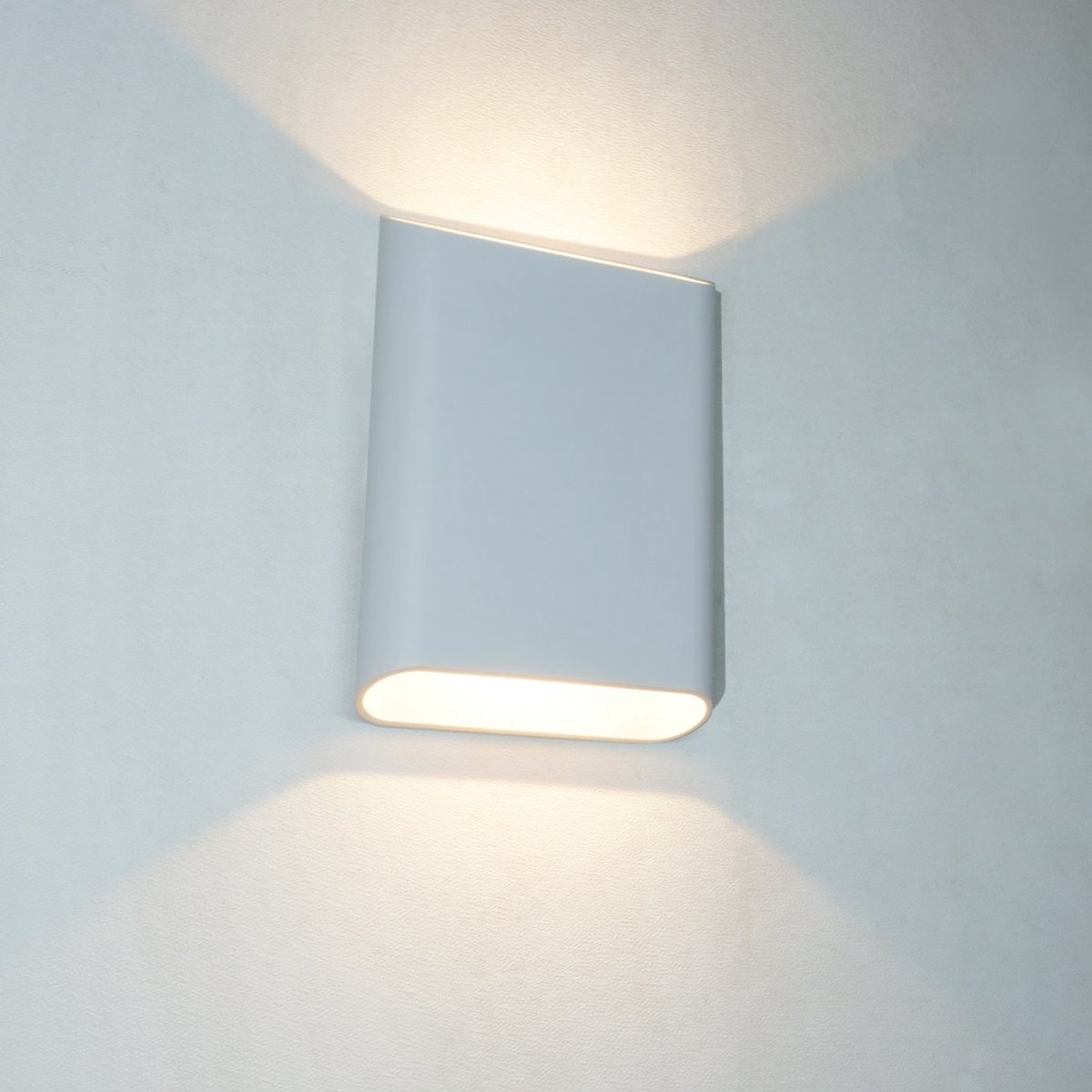 Wandlamp Diaz-L Wit - hoogte 20cm - LED 2x6W 2700K 2x525lm - IP65 - Dimbaar > wandlamp binnen wit | wandlamp buiten wit | wandlamp wit | buitenlamp wit | muurlamp wit | led lamp wit | sfeer lamp wit
