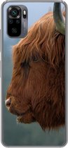 Telefoonhoesje Geschikt voor Xiaomi Redmi Note 10 hoesje - Schotse Hooglander - Dieren - Mist - Siliconen Telefoonhoesje