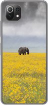 Geschikt voor Xiaomi Mi 11 Lite hoesje - Olifant - Bloemen - Natuur - Geel - Dieren - Siliconen Telefoonhoesje