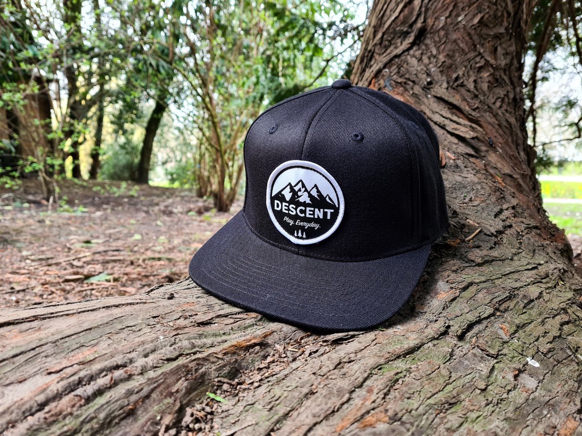 Descent - Flexfit 110 - Pet - Cap - Zwart - Snapback - One size