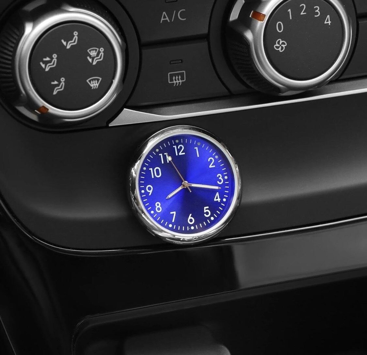Interieur voor autoklok met lichtgevend display en touch-knop, ABS