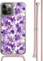Casimoda® hoesje met rosegoud koord - Geschikt voor iPhone 12 Pro - Floral Violet - Afneembaar koord - TPU/polycarbonaat - Paars