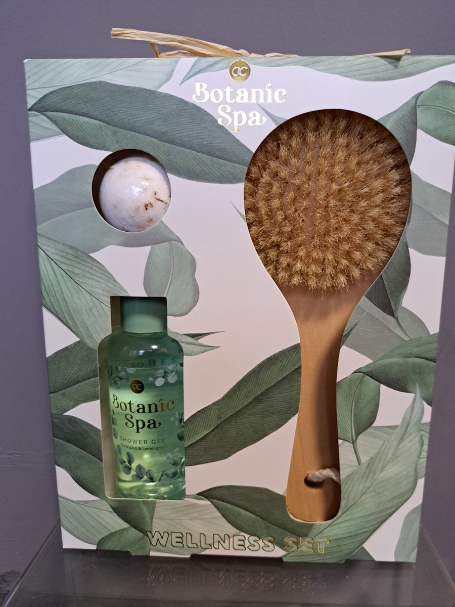 Goedkoopste wellness set - eucalyptus - lemongras - douche gel - bruisbal - bad borstel - geschenk set verjaardag - leuk geschenk