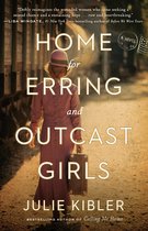 Boekcover met titel "Home for Erring and Outcast Girls" in grote letters. Een vrouw in een roze jurk met hoed draagt een koffer bij een trein.