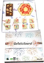 Gefeliciteerd Chocoladecadeau - Verjaardag - Congrats gift - Succes cadeau - Brievenbuspakket - Fairtrade chocolade - natuurvriendelijke geschenkdoos - Wit en Melk