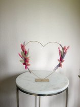 LaFlorista - Gouden hart met droogbloemen – Valentijnscadeau - Valentijn - Roze - Paars - Groen - Goud - Droogbloemen - Droogboeket - 30cm