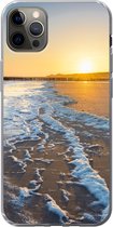 Geschikt voor iPhone 13 Pro Max hoesje - Het strand bij Domburg - Siliconen Telefoonhoesje