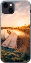 Geschikt voor iPhone 13 hoesje - Zonsondergang in de Nederlandse polder - Siliconen Telefoonhoesje