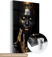 MuchoWow® Glasschilderij 60x90 cm - Schilderij acrylglas - Vrouw - Abstract - Zwart - Goud - Portret - Foto op glas - Muurdecoratie woonkamer - Wanddecoratie slaapkamer - Schilderijen