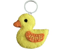 Luna-Leena duurzame eend sleutelhanger - tas bedel - plat - geel - vilt wol - handgemaakt in Nepal - kinder cadeau - duck tashanger - eendje - animal keychain - cadeau - kado - badeend - gift - kinderfeestje - bag charm