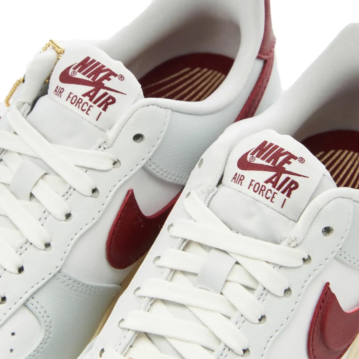 Nike Air Force 1 ’07 SE Swoosh Pocket Sneaker Schoenmaat Rood