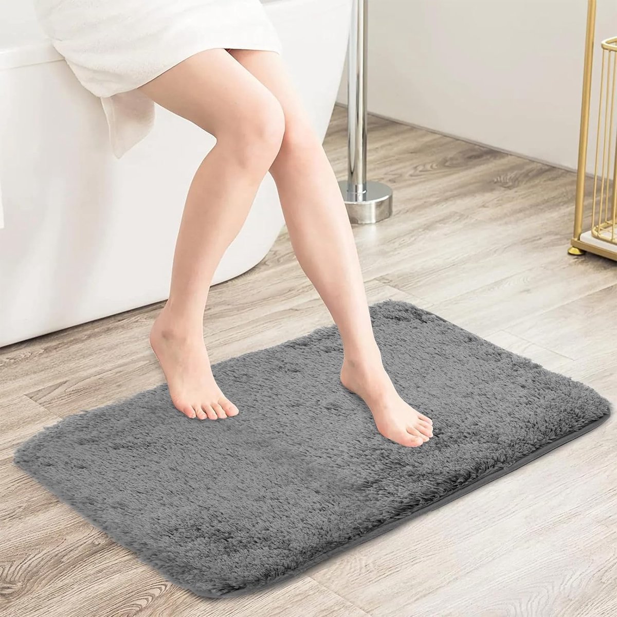 Wasbaar badkamertapijt, antislipbadmat, 40 x 60 cm douchemat, pluizige hoogpolige badmat, microvezelbadmat, absorberende badkamer voor douche, badkuip, toilet (grijs)