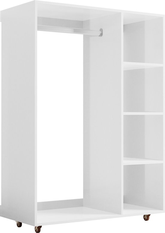 Lege, witte kledingkast met een hanggedeelte en vier legplanken. Wielen aan de onderkant.