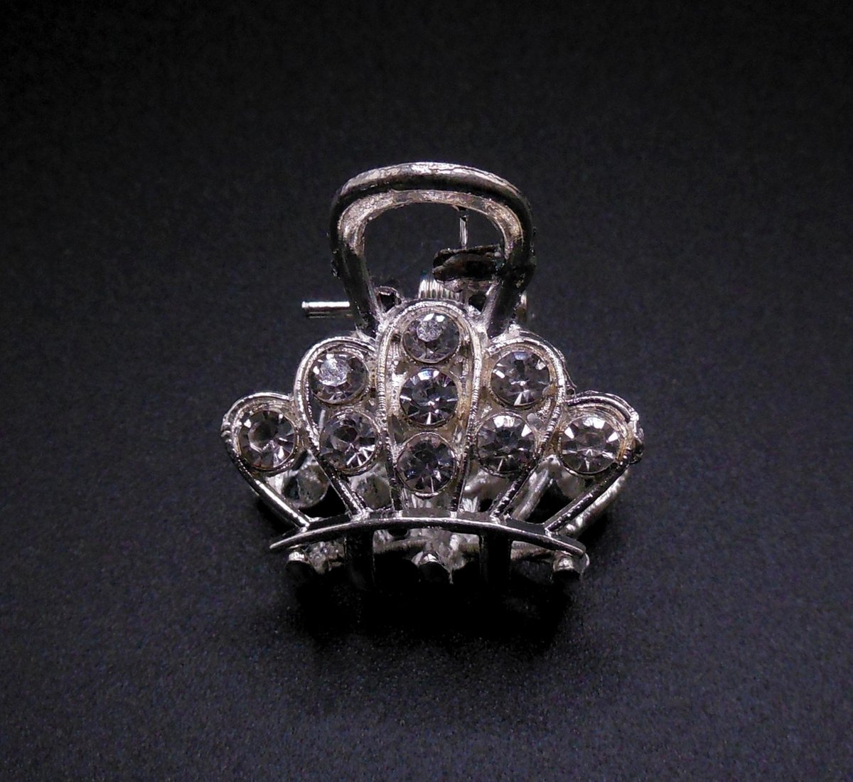 Haarklem metaal klein zilver met diamanten oplopend