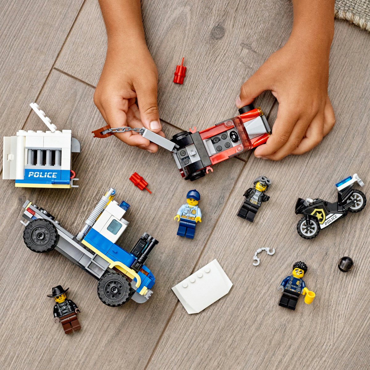 LEGO City Politie gevangenentransport 60276 — afbeelding 14