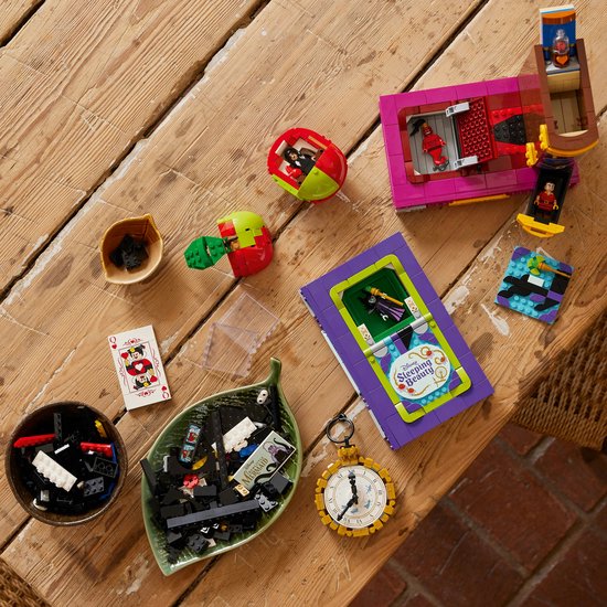 LEGO Disney Classic 100 jaar Symbolen van beroemde schurken - 43227