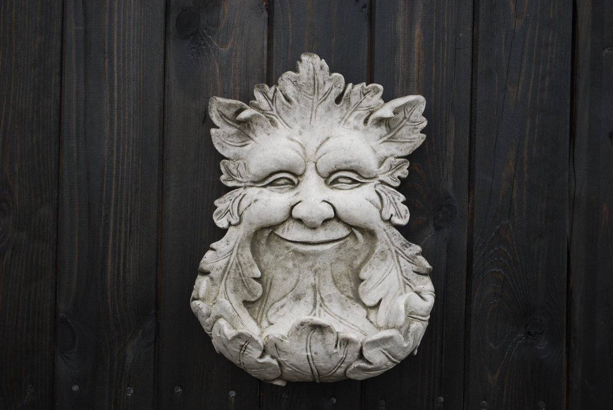 Betonnen tuinbeeld - vogelvoederbak / vogeldrinkschaal Greenman