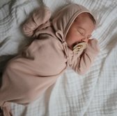 Mushie - Ribbed Baby Bonnet - Babymutsjes - Blush