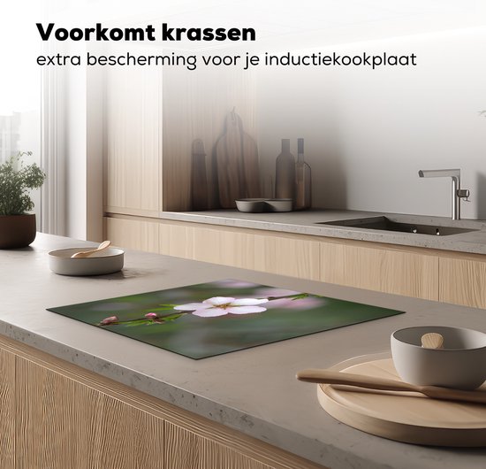 KitchenYeah® Inductie beschermer 58.3x51.3 cm - Bloem van de amandel - Kookplaataccessoires - Afdekplaat voor kookplaat - Inductiebeschermer - Inductiemat - Inductieplaat mat