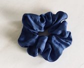 Scrunchie XL blauw met zwart en blauwe streep - handgemaakt - handmade