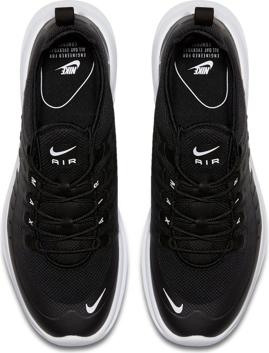 nike axis black white