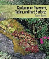 Gardening on Pavement, Tables, and Hard Surfaces Pap